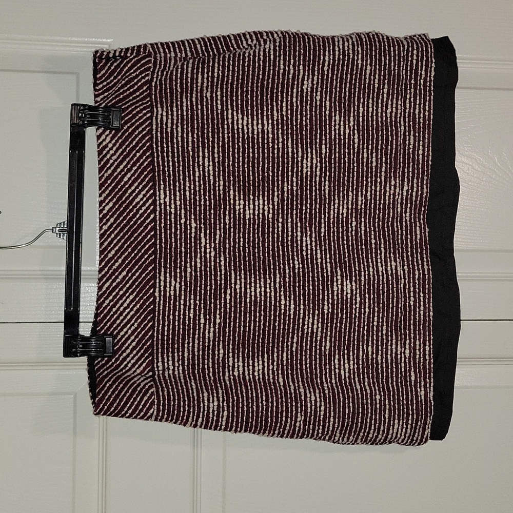 Ann Taylor Loft knit skirt with black slip size 14